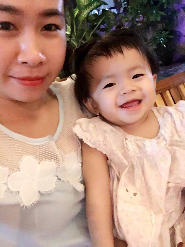 nghi viec cong nhan, me mot con thu nhap khung nho no luc kinh doanh online - 2